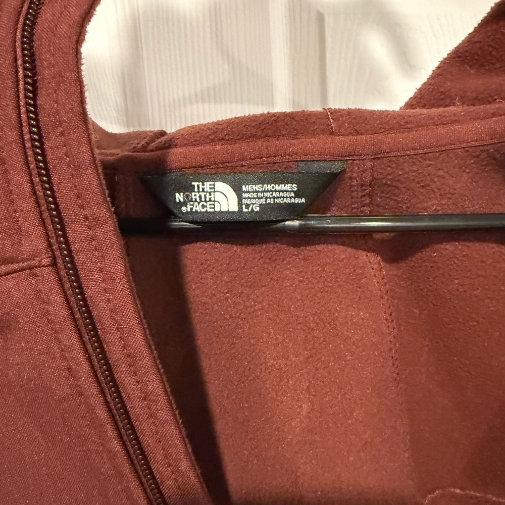 Men's Red North Face Jacket
Outer Shell - image 5